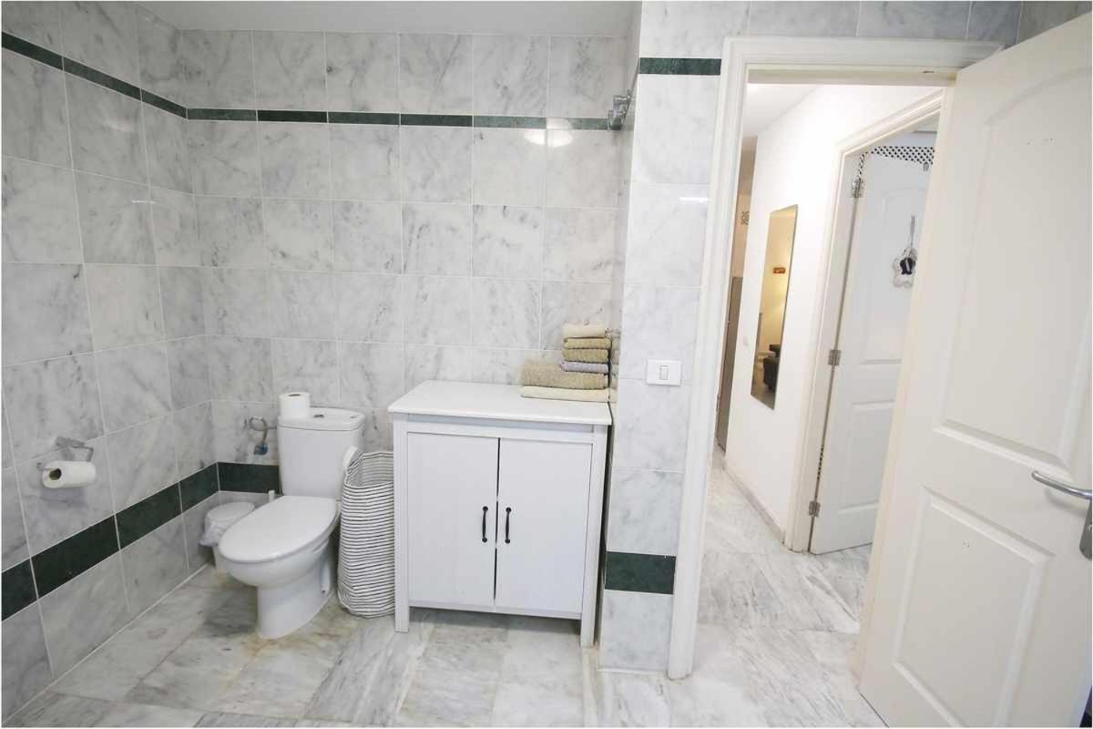 Dinastia B401 By Tenerife Rental & Sales Los Cristianos  Exterior photo