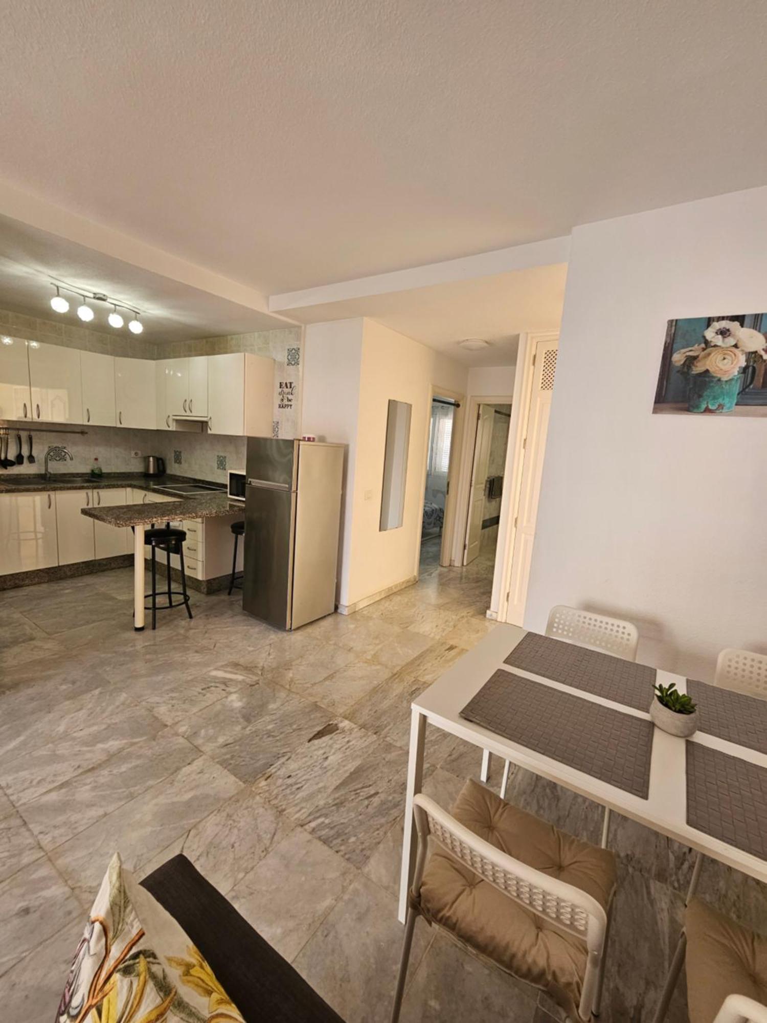 Dinastia B401 By Tenerife Rental & Sales Los Cristianos  Room photo